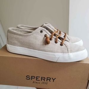 Sperry Sneakers